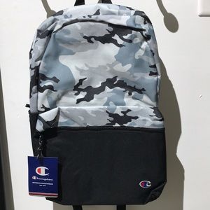 weekender bolsa with bottom shoe compartment